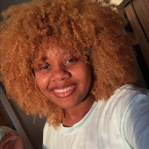 Meet your Posher, Jatelia